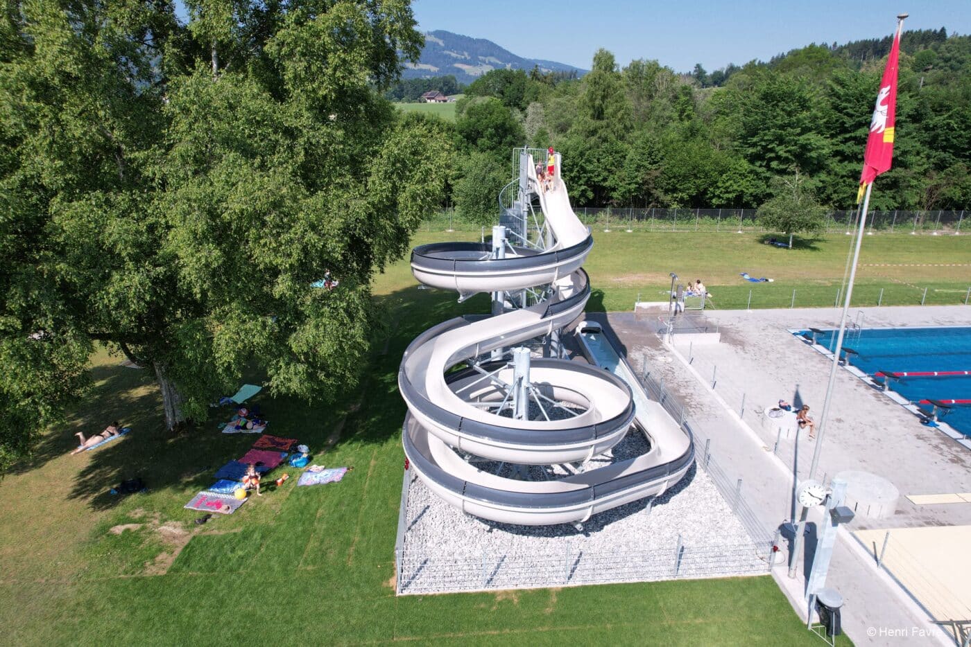 Toboggan aquatique collectivité de Broc en Suisse