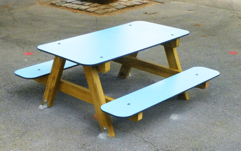 Table mobilier plein air