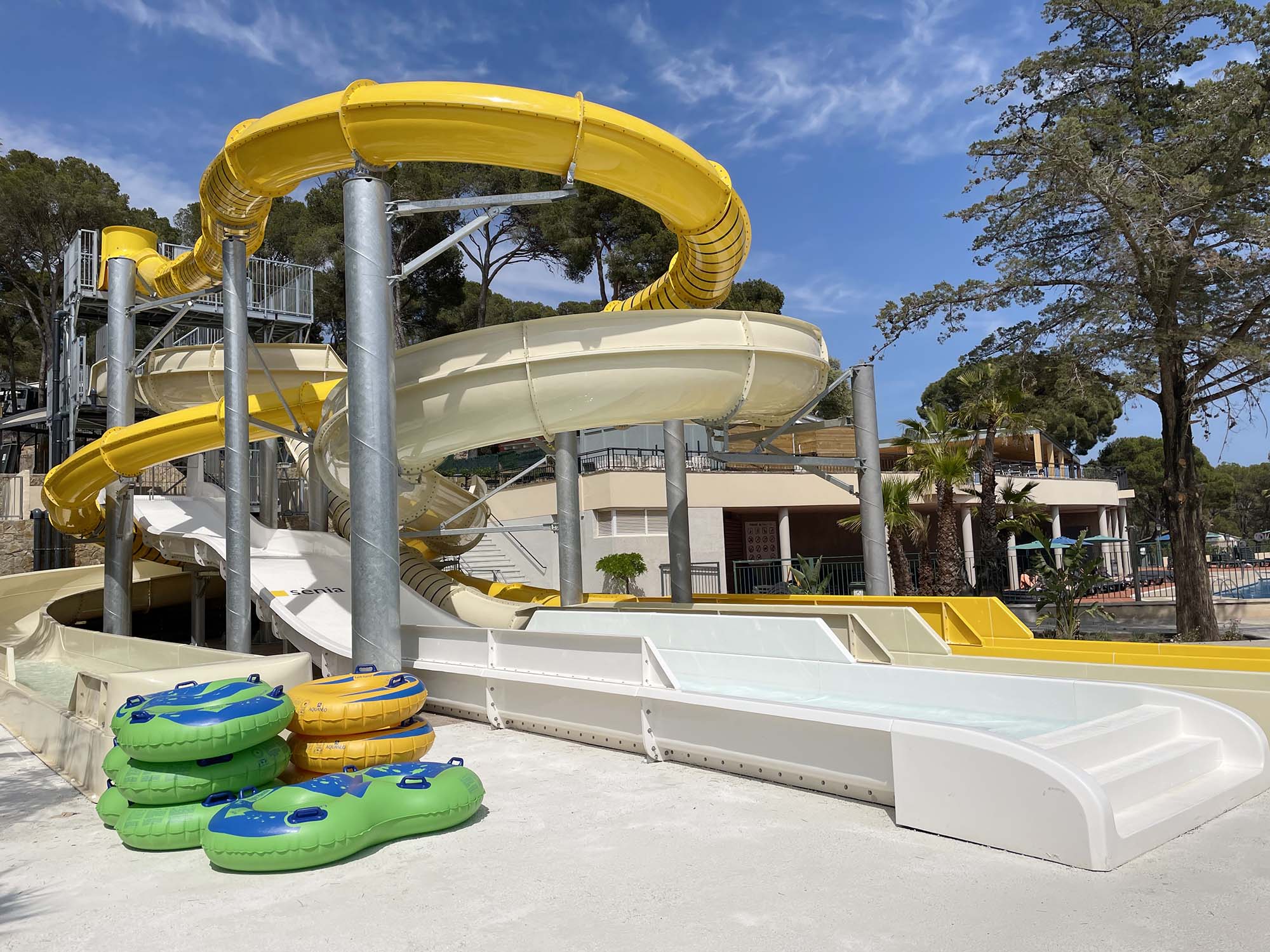 Toboggans aquatiques à Calonge Camping en Espagne