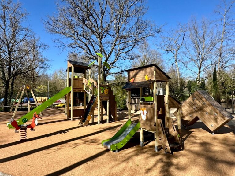 Jeux extérieurs Camping Le Pommier