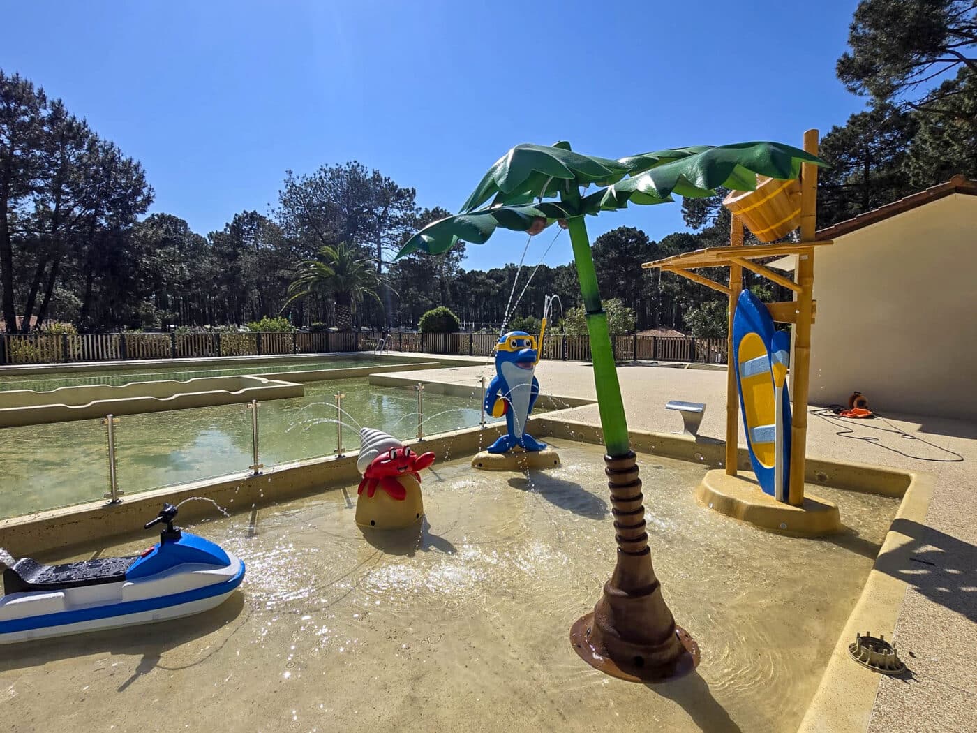 Jeux d'eau camping le vivier