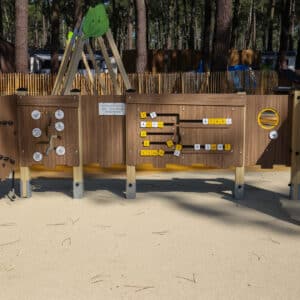 Jeux extérieurs camping le vivier