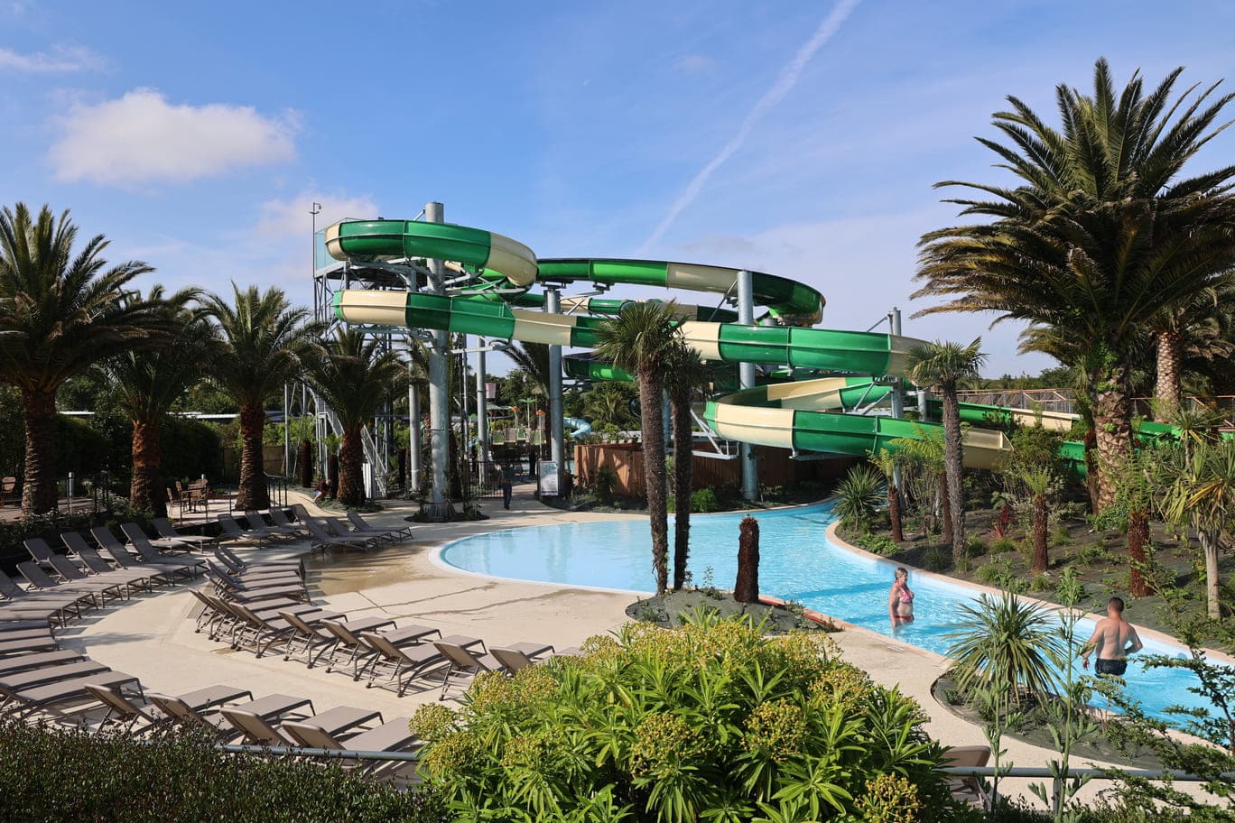 Toboggan aquatique intégré