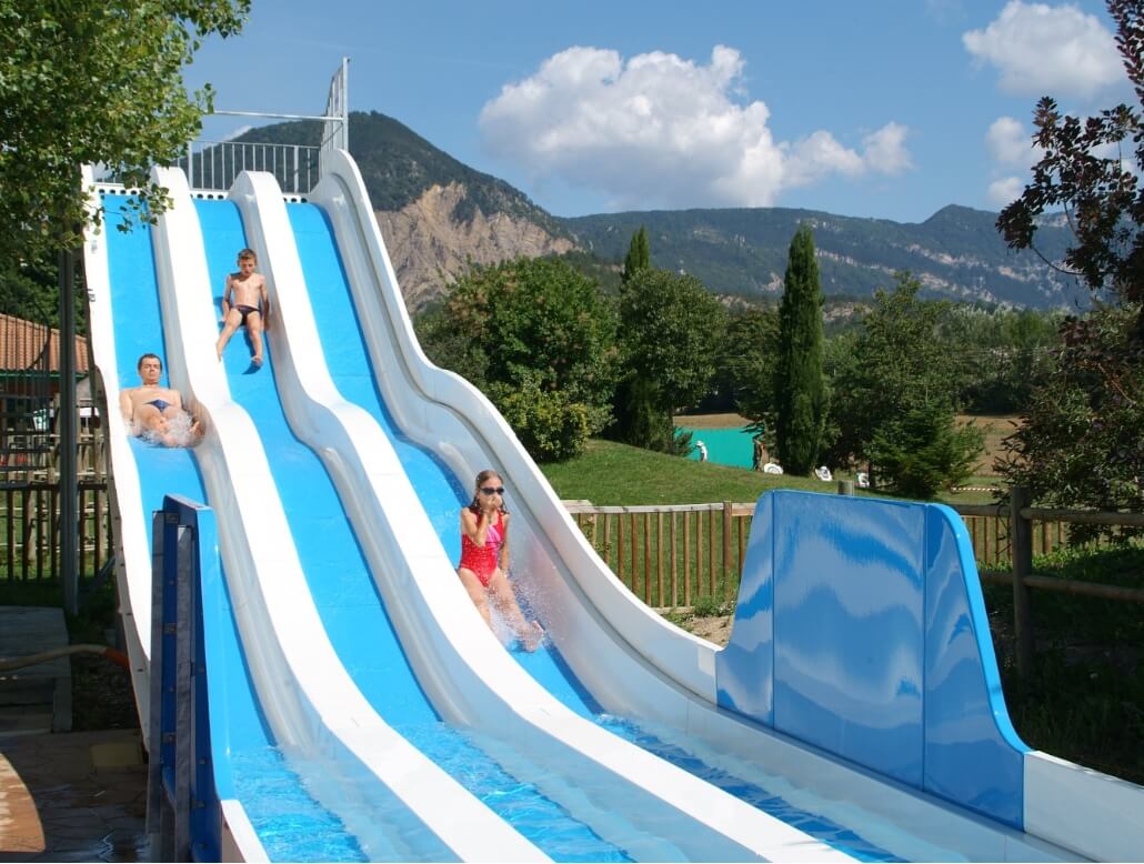 Fournisseur de toboggans aquatiques professionnels, campings.. EDSUN